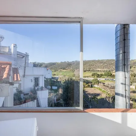 Amarelo Апартаменты Одесейше