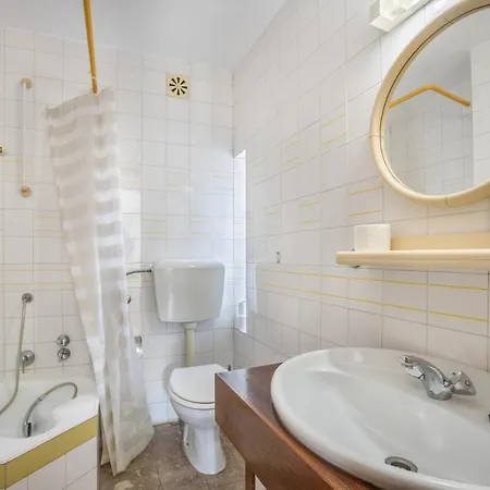 Апартаменты Amarelo Одесейше