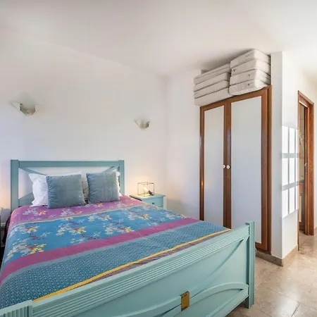 Apartment Amarelo