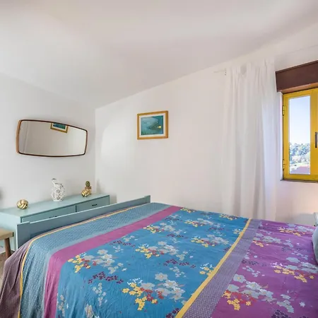 アパート Amarelo