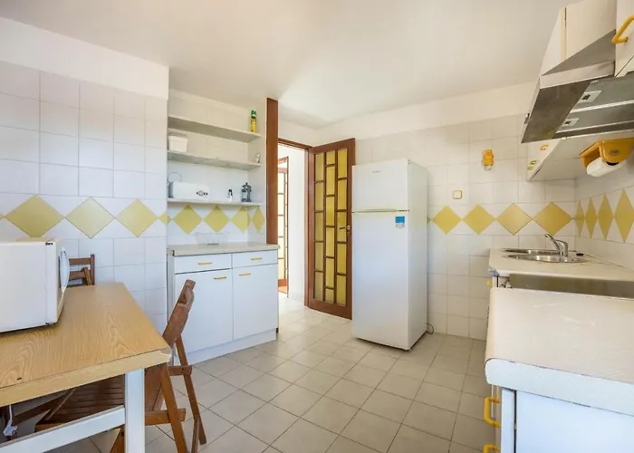 アパート Amarelo *